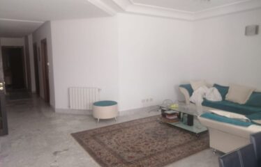 A vendre un appartement S+2 aux berges du lac 2