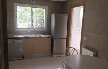 A louer un appartement meublé S+3 aux berges du lac 2