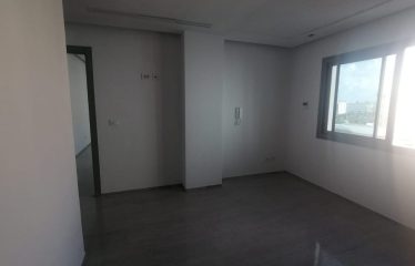 A louer un prestigieux  bureau H+3 aux berges du lac 2