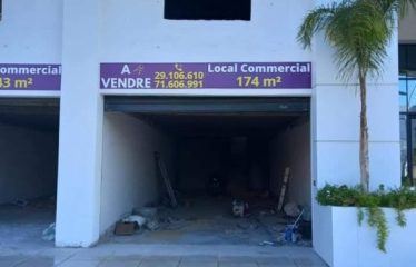 A VENDRE LOCAL COMMERCIAL AIN ZAGHOUAN NORD ROUTE DE LA MARSA