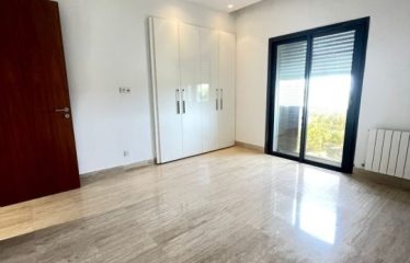 A louer un appartement S+3 aux berges du lac 2