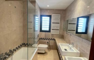 A louer un appartement S+3 aux berges du lac 2