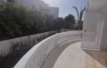 A louer une villa bureautique au lac 1