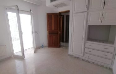 A louer une villa bureautique au lac 1