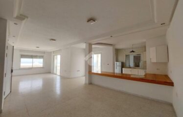 Penthouse à louer avec une vue latérale sur mer à hergla