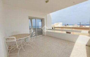 Penthouse à louer avec une vue latérale sur mer à hergla