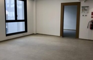 A louer un bureau neuf H+7 au lac 2