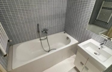 À louer un appartement S+3 vide au lac 2