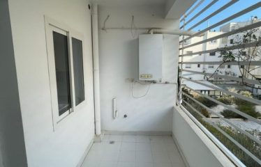 À louer un appartement S+3 vide au lac 2